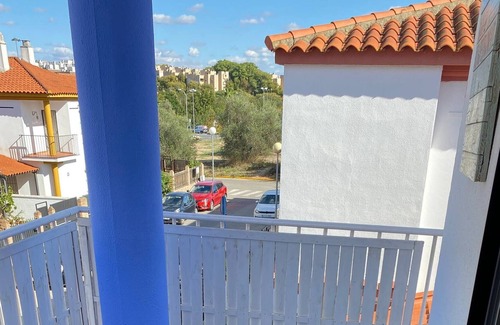 Mairena del Aljarafe Bed & Breakfast | room to rentth a private bathroom