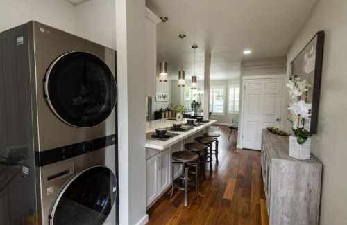 Parkland House | Room with 2 Twin Beds in Tacoma