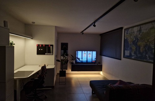 Baal House | Room with private bathroom, garden and modern amenities in a beautiful area.