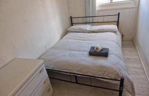 Crofton Park Apartment | Rooms in London