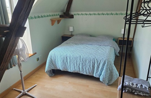 Vendeuvre-sur-Barse Bed & Breakfast | Rooms near Nigloland, Orient Forest lakes, Troyes,