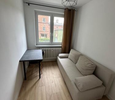 Siedlce House | Rooms4Less