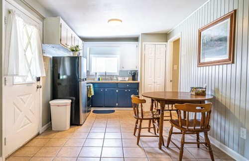 Madison House | Roomy and comfortable space to relax in privacy.