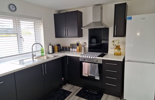Swindon House | Roomy homes with big garden near Designer Outlet
