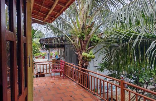 Cho Lach Hotel | Rooster Mekong Resort