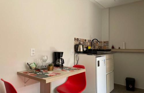 Lagoa da Conceicao Apartment | Rosa dos ventos suíte 2