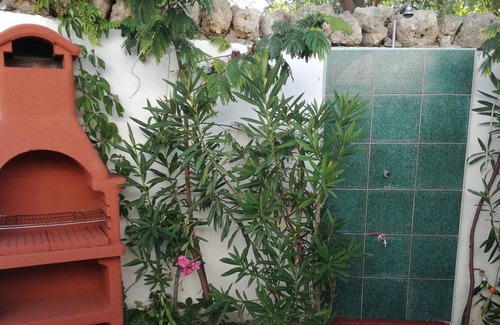 Rosa Marina Apartment | Rosa Marina - Apartment with garden 50 meters from the sea.