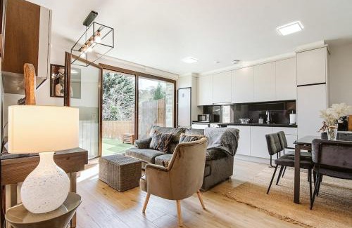 Sallent de Gallego Apartment | Rosana by cardi suites