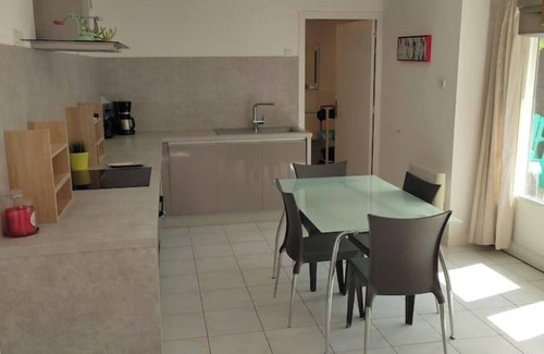 Roscoff Apartment | ROSCOFF La Longère de perharidy (whole house)