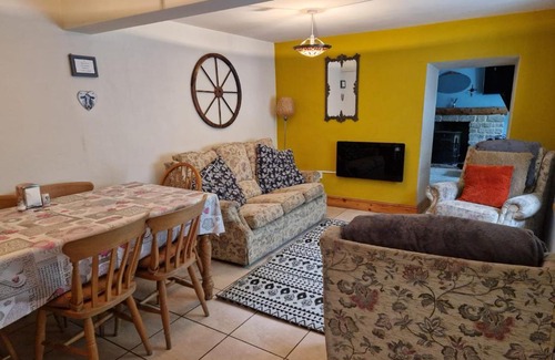 Millers Dale House | Rose Cottage - Cosy cottage in Millers Dale