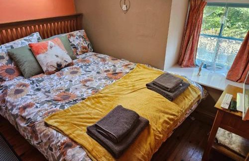 Millers Dale House | Rose Cottage - Cosy cottage in Millers Dale