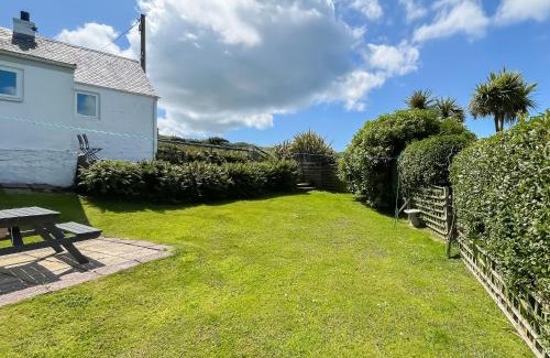 Port Logan House | Rose Cottage