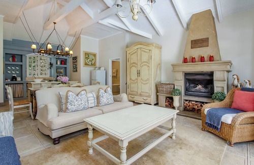 Franschhoek Cottage | Rose Cottage