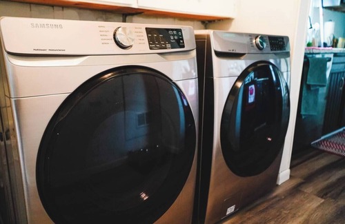 Welda House | Rose Ranch - Charming Country Home