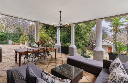 Houghton Estate Villa | Rose Road Manor - Houghton Johannesburg