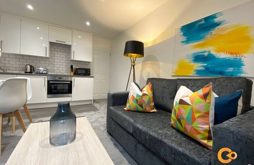 Glenisla Apartment | Rosefield Street by Central Serviced Aaprtments