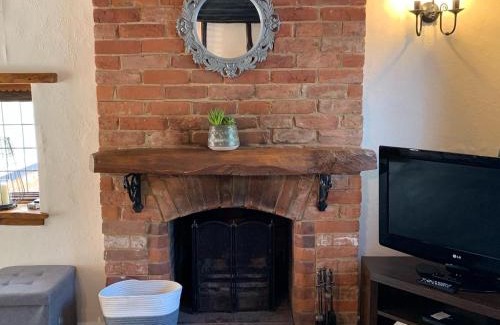 Brentwood House | Rosemary cottage