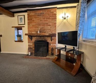 Brentwood House | Rosemary cottage