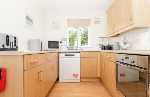 Falmouth House | ROSEMARY COTTAGE, pet friendly, with a garden in Falmouth