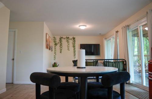 Winston - Salem House | Rosewood Loft Entire Building