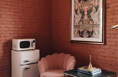 Tyler Park Hotel | Rosewood Suite 202 at The Bellwether Hotel