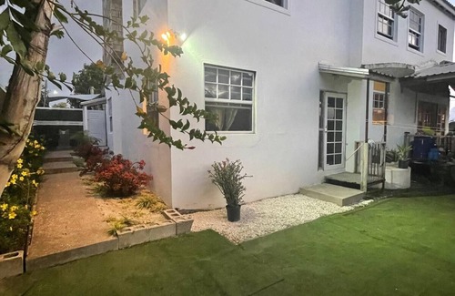 Haggatt Hall Apartment | Ross University students long term from January US embassy 10 mins drive