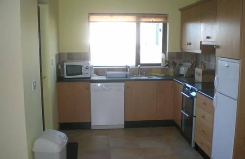 Rosslare House | Rosslare Strand Holiday Home Sleeps 8
