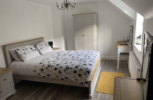 Rostrevor Resort | Rostrevor Valley Holiday Park- En-suite Rooms with Hot tub and Private Car Service