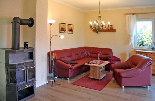 Freest House | rotes Ferienhaus im Fischerdorf