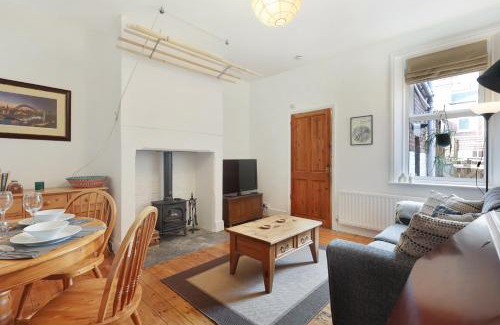 Heaton Apartment | Rothbury