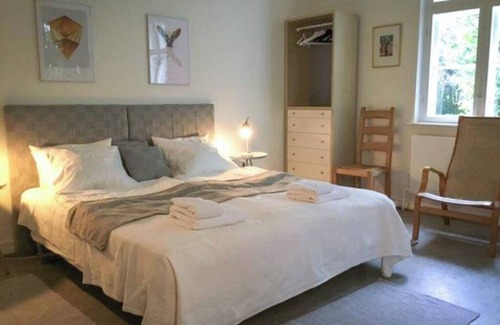 Grenaa Bed & Breakfast | Rotzowlund Bed and Breakfast offers a cozy home away on Djursland, Book Directly