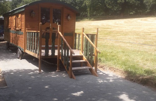 Quessoy House | Roulotte AU Bord D'un Etang