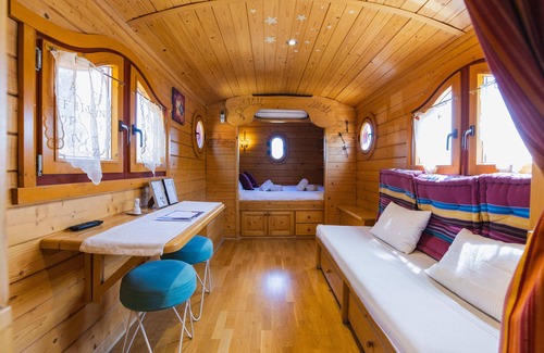 Lagnes Cabin | Roulotte chez Manon en Luberon