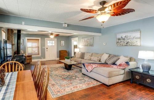 Williams House | Route 66 Retreat Dog-Friendly Home in Williams