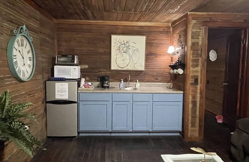 Hartsfield Cottage | Row Cottages Serenity Cottage