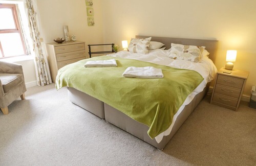 Buckden Cottage | Rowan Cottage, BUCKDEN