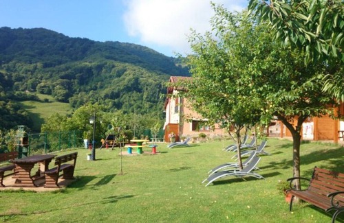 Campiello Cottage | Royal Balcony "King Pelayo" Bear Path