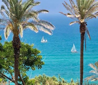 Netanya Apartment | Royal Beach Front Apartments