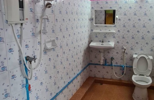 Samut Songkhram Hotel | Royal Land Mae Klong Hotel