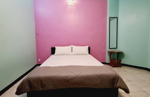 Samut Songkhram Hotel | Royal Land Mae Klong Hotel