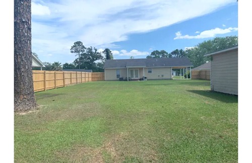 Albany House | Royal Living 2 Min. from ABY Airport in S/Ga