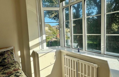 Brighton City Centre Apartment | Royal Pavilion Garden Apartment