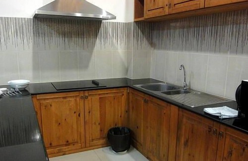 Ban Chang Hotel | Royal Place Banchang