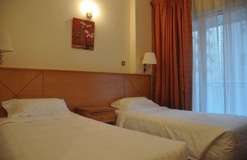 Al Muraqqabat Apartment | Royal Plaza Hotel Apartments