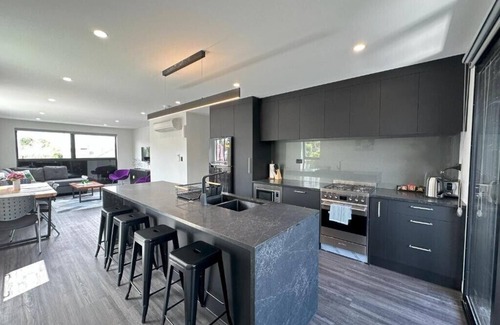 Royal Oak Apartment | Royal Residency - 3BR Apartment