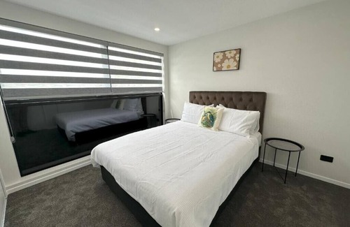 Royal Oak Apartment | Royal Residency - 3BR Apartment