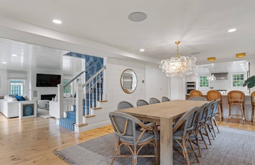 Chatham House | Royal Retreat: 935-C Renovated Luxury Chatham Home with Pool & Hot Tub