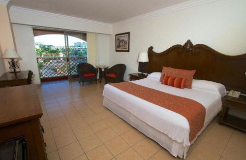 Zona Hotelera Resort | Royal Solaris Los Cabos - All Inclusive