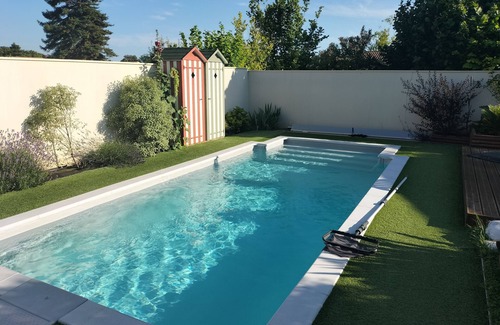 Vaux-sur-Mer Villa | Royan/Vaux sur Mer, Belle Villa Avec Piscine, 9 Personnes à 1,5 km de la mer