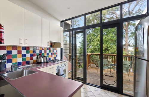 Rozelle House | Rozelle Terrace Heritage Charm near the Foreshore